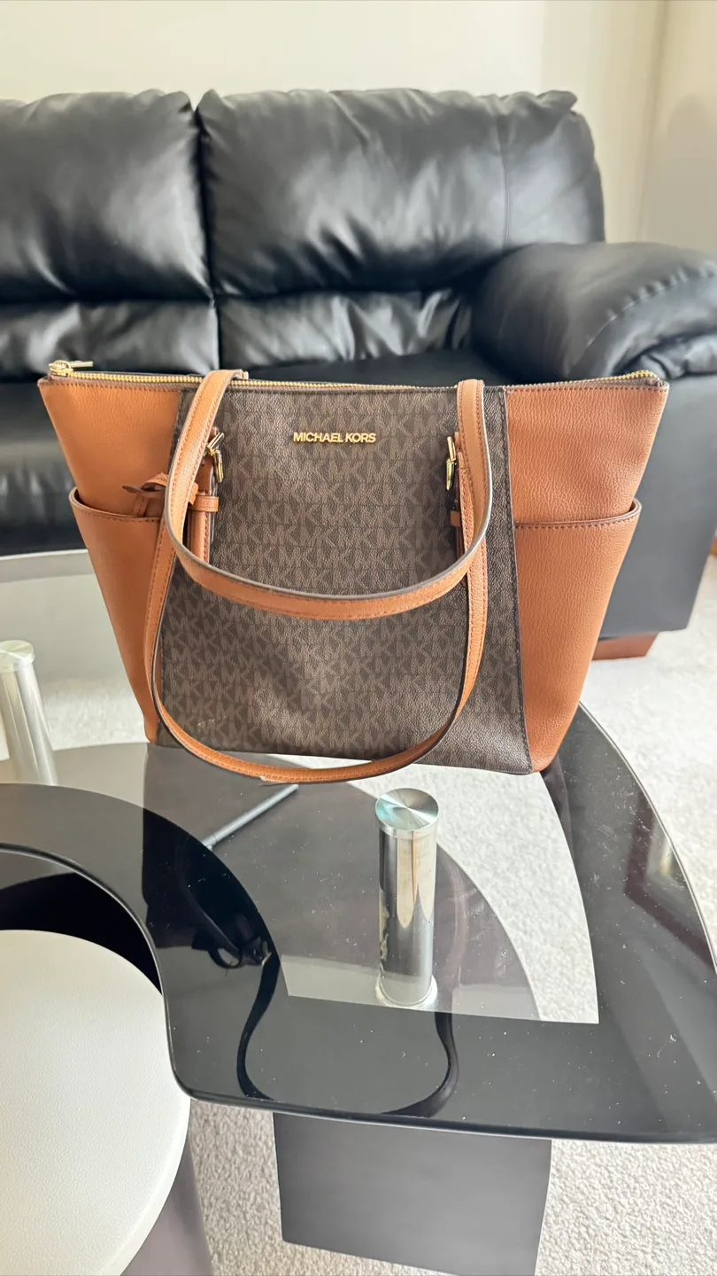 Michael Kors Tote Bag - Brown image indicator(2)