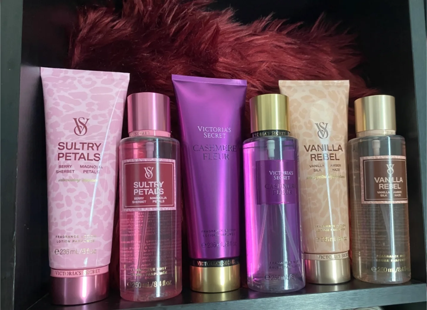 Victoria's Secret Lotions & Fragrance Mists thumbnail