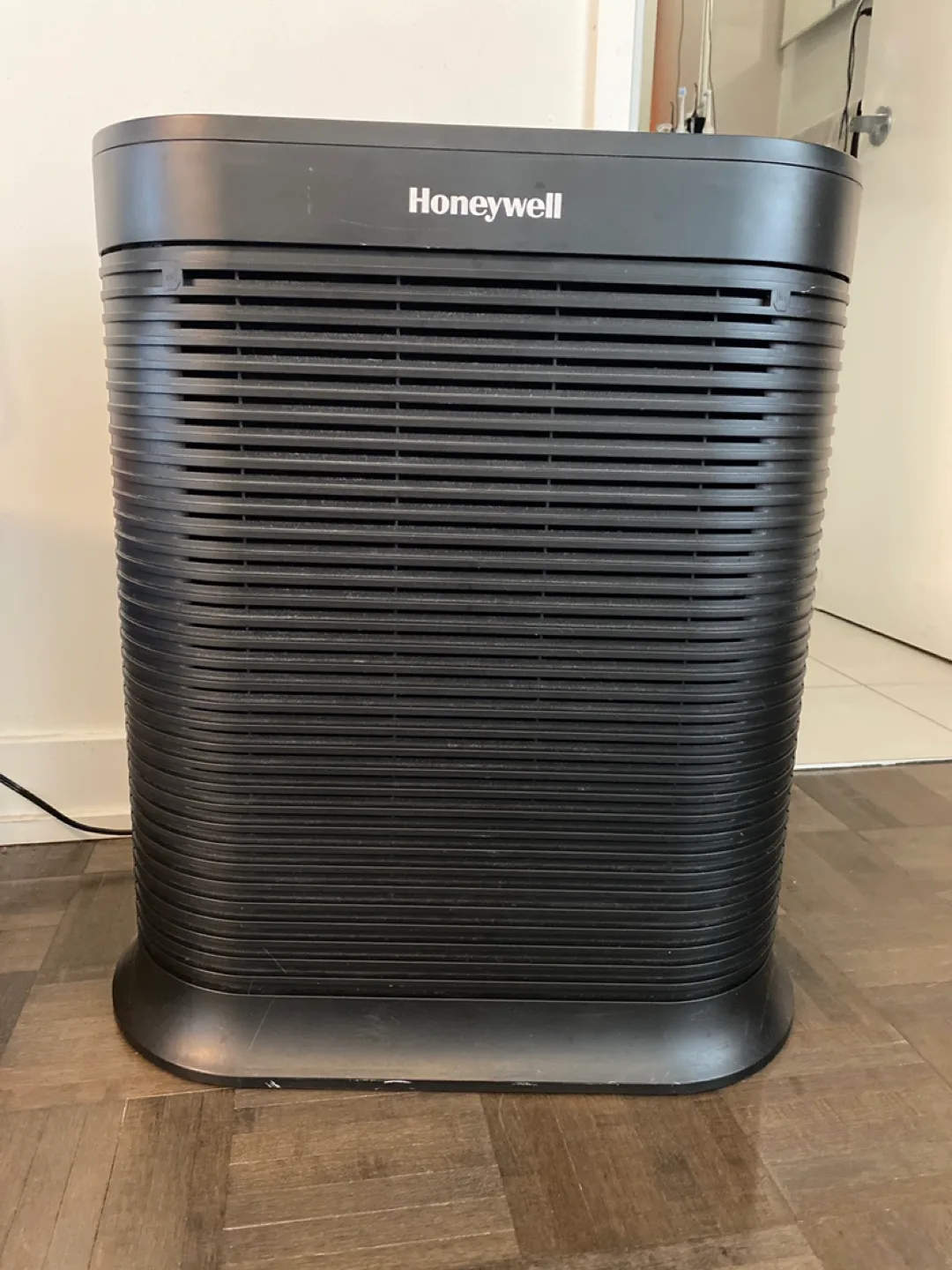 Honeywell Air Purifier thumbnail