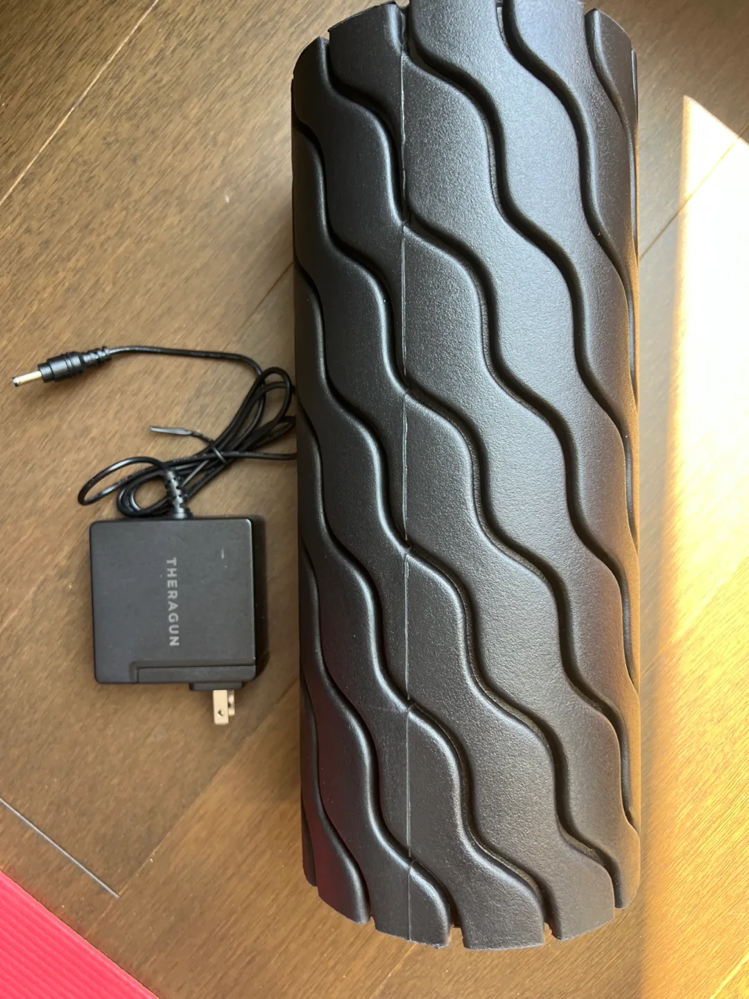 Theragun Wave Roller Smart Vibration Foam Massage Device - Black image indicator(2)