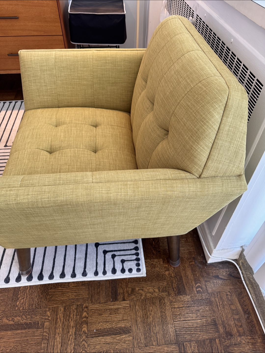 Mid Century - Comfy Accent Chair - photo 2