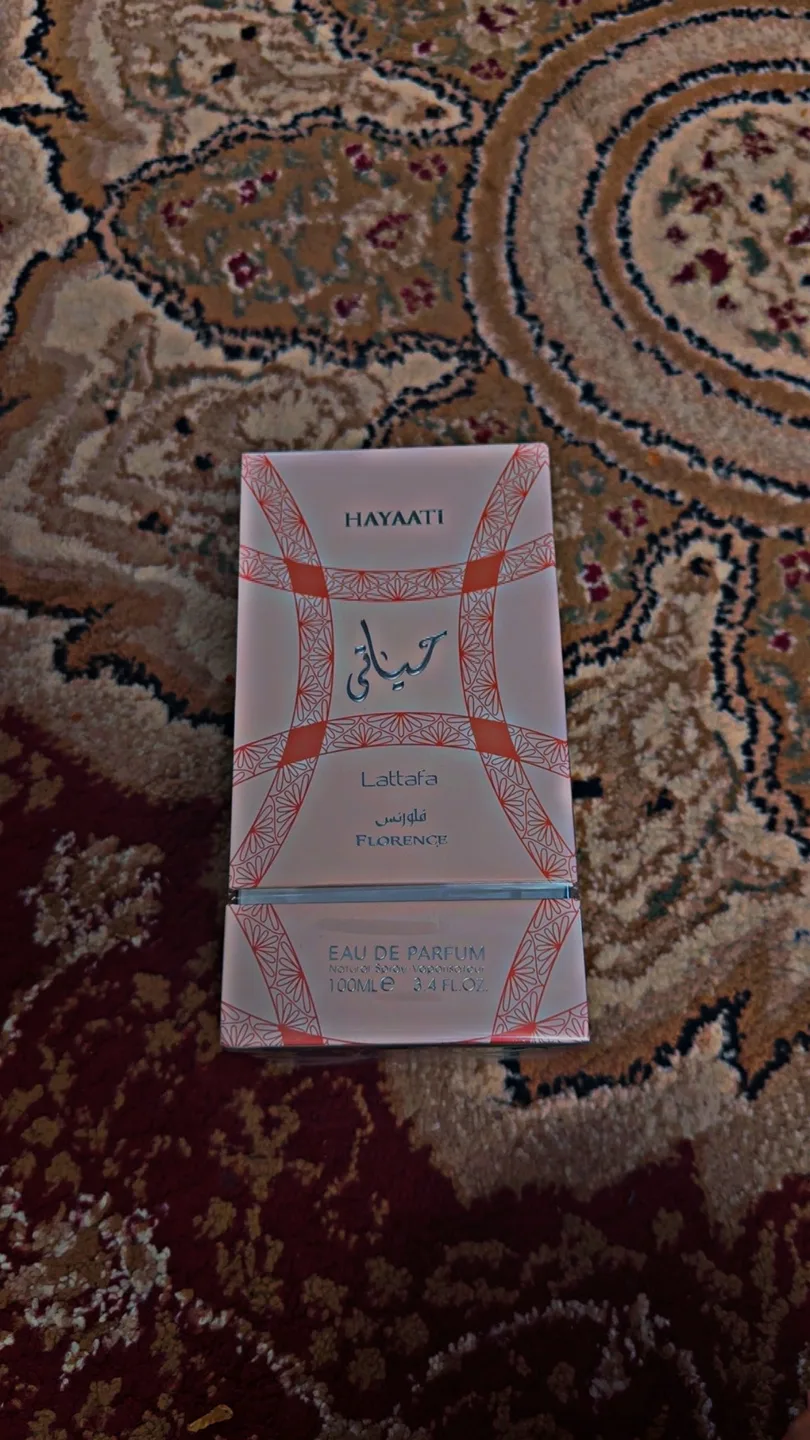 Lattafa Hayaati Florence 100ml Eau de Parfum thumbnail