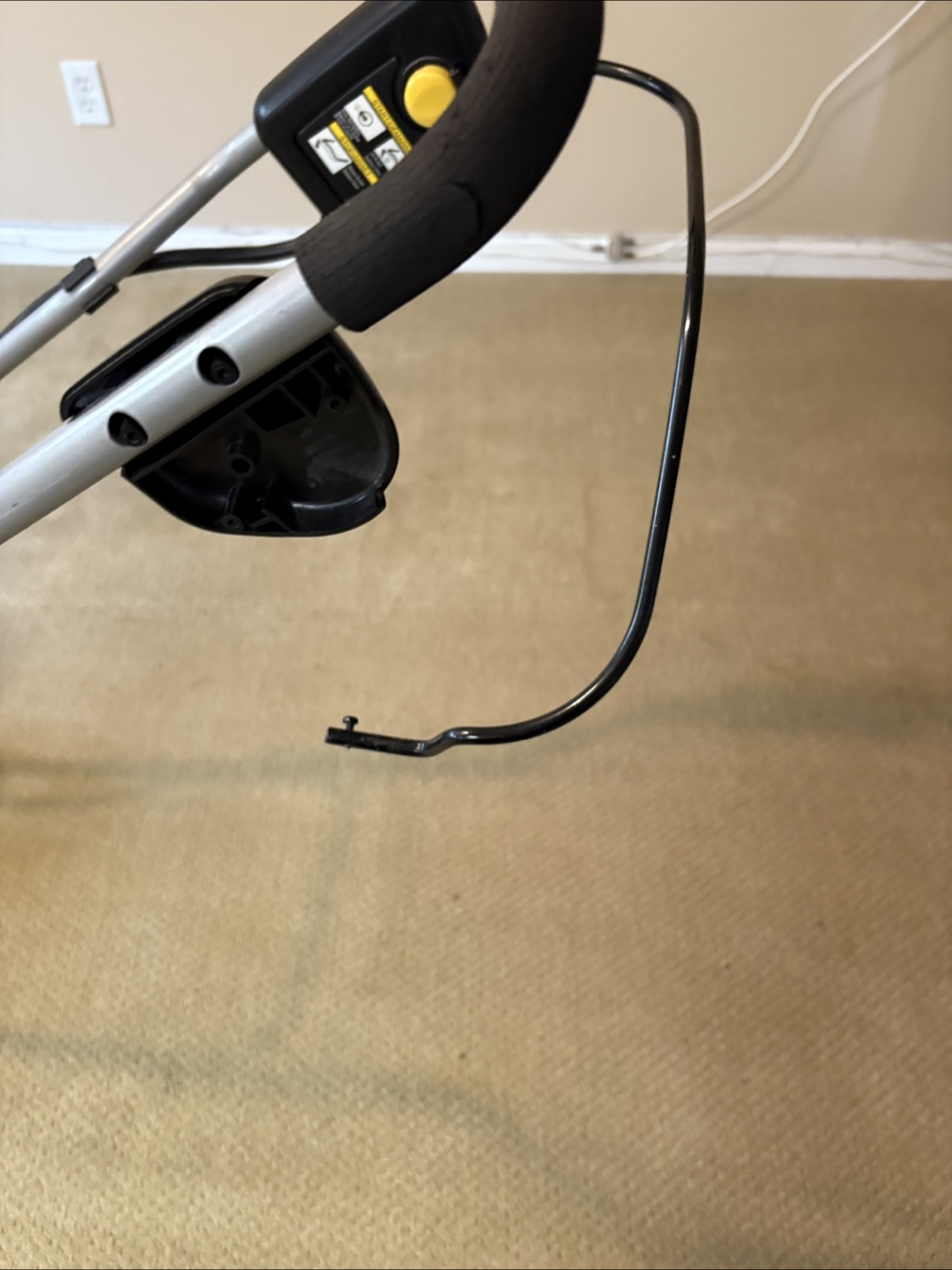 Yardworks 14"/24V Cordless Lawn Mower - photo 3
