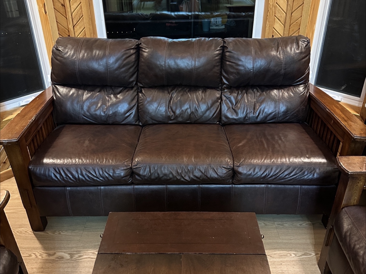 Ashley Furniture Santa Fe Style Leather Sofa Set (CAN DELIVER) - photo 2