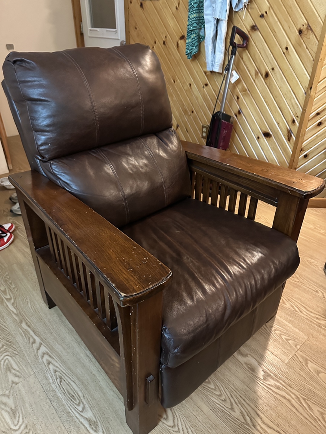 Ashley Furniture Santa Fe Style Leather Sofa Set (CAN DELIVER) - photo 3