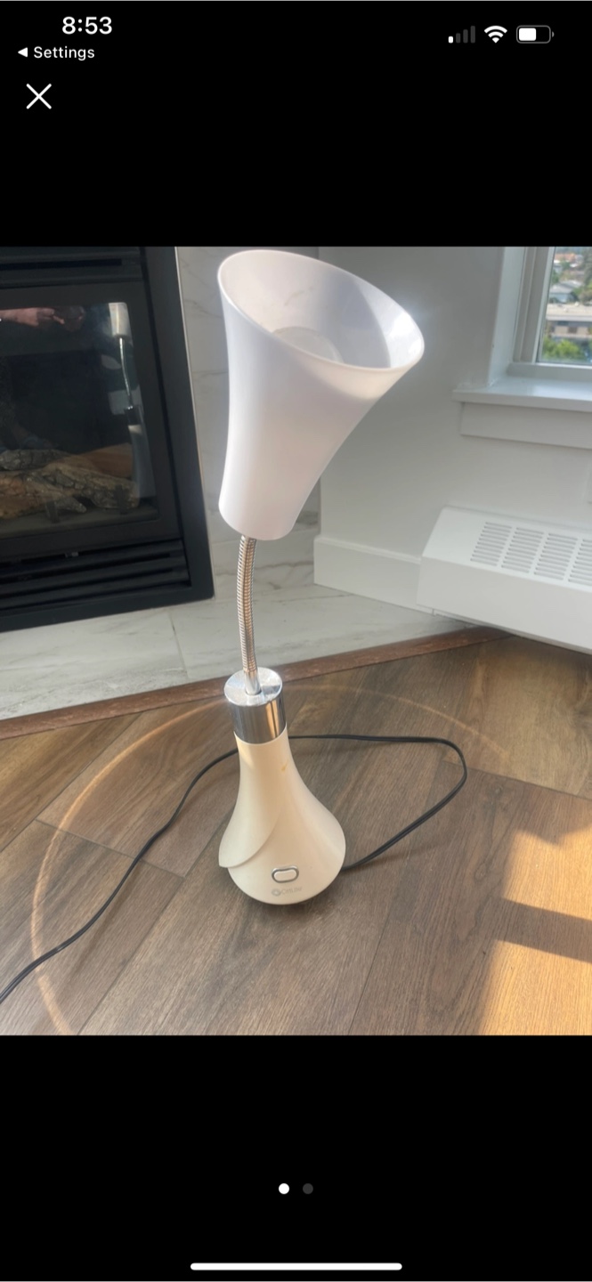 Table lamp