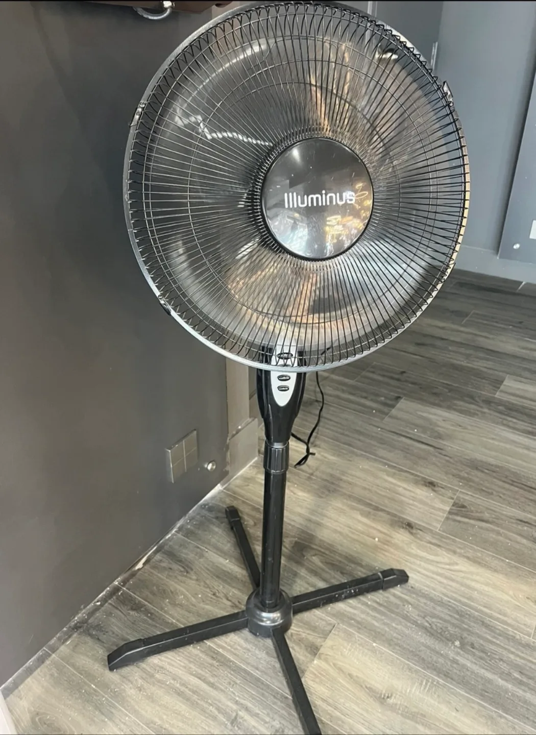 Pedestal Fan thumbnail