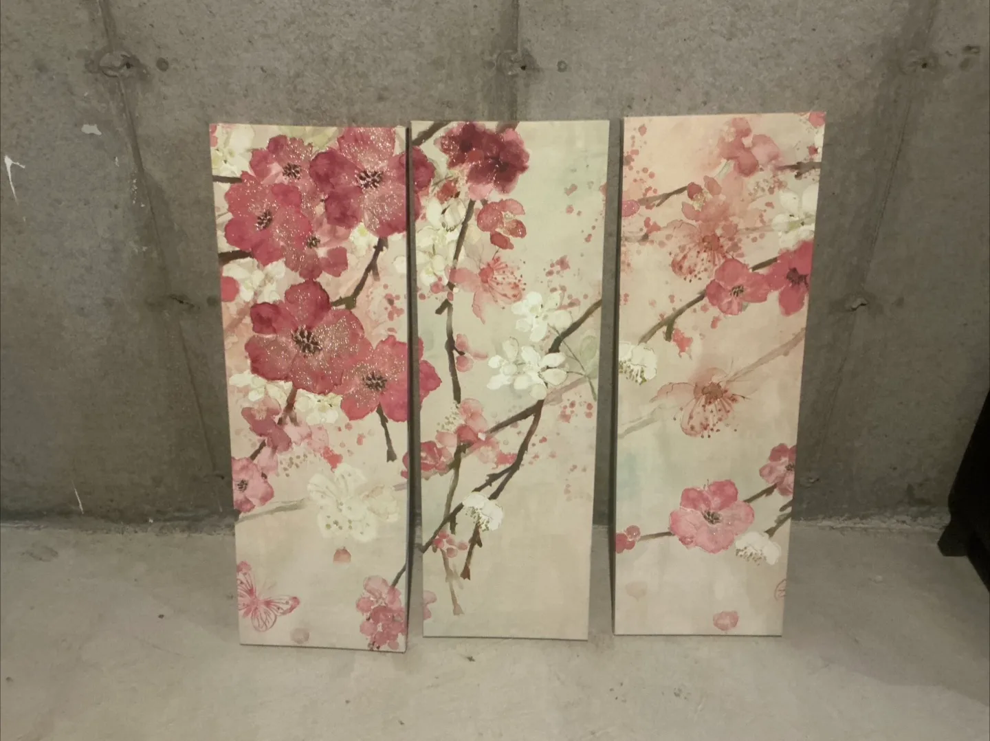 Floral Triptych Wall Art thumbnail