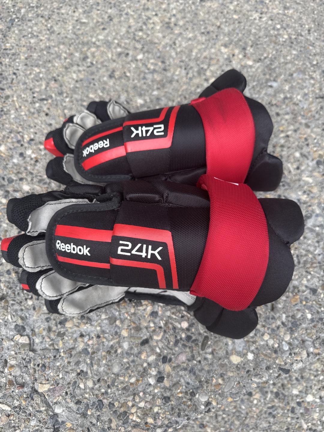 Reebok 24K Hockey Gloves - photo 2
