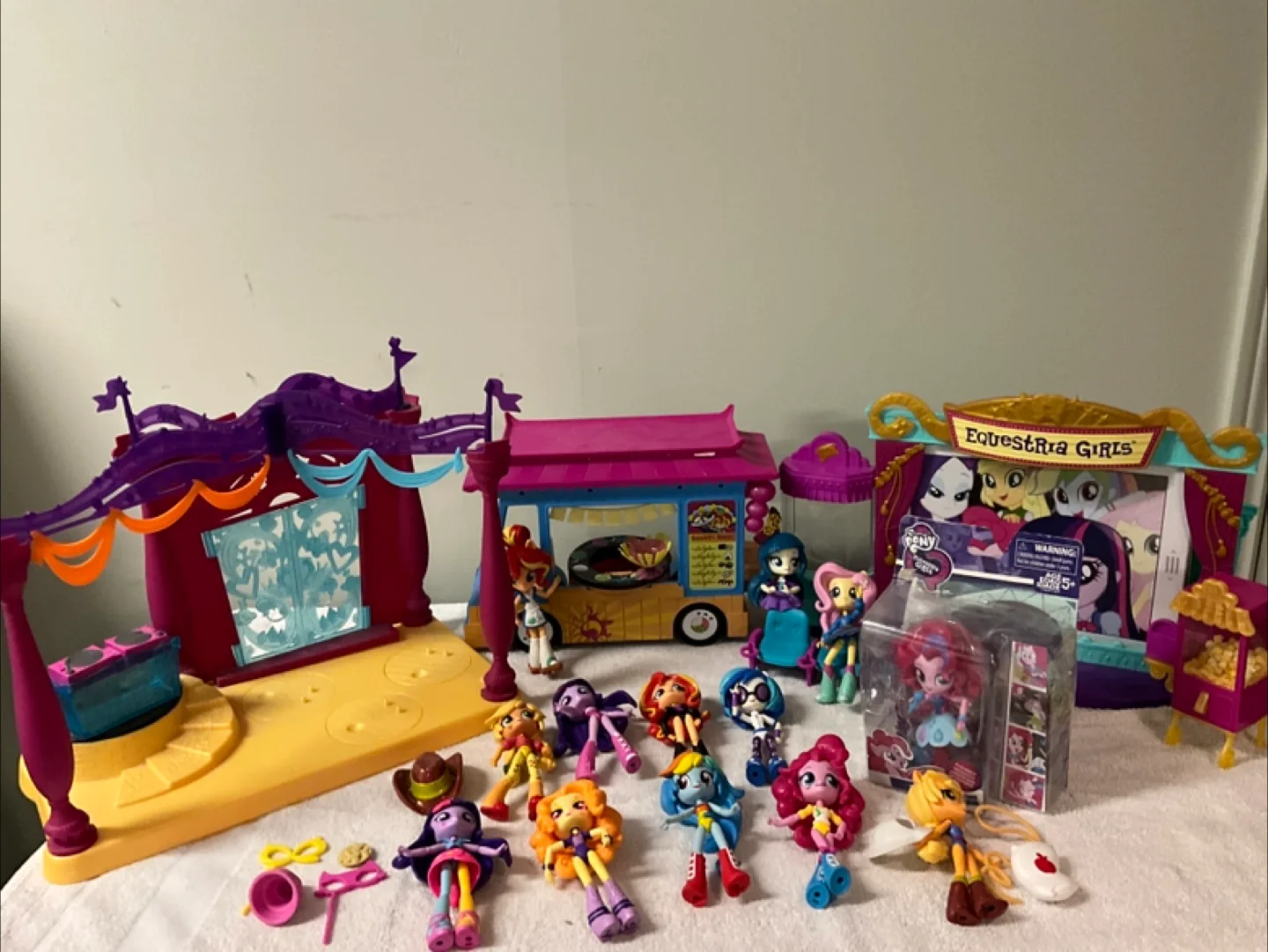 My Little Pony Equestria Girls Lot thumbnail