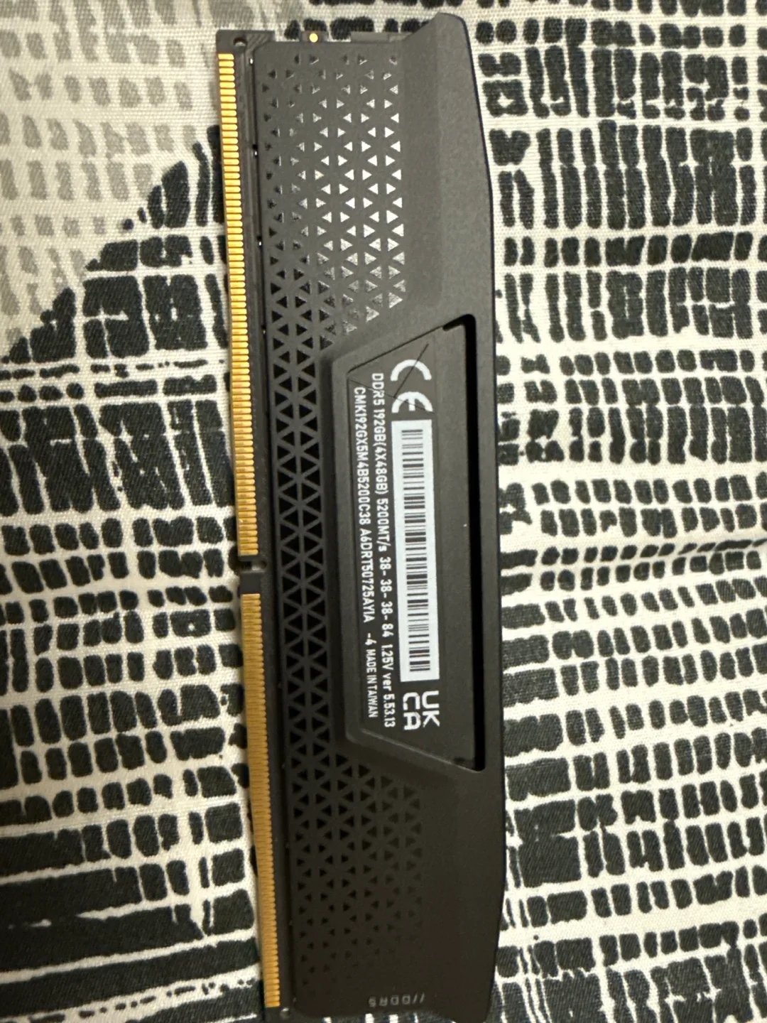 Corsair Vengeance DDR5 192 GB (4x48 GB) 5200MHz thumbnail