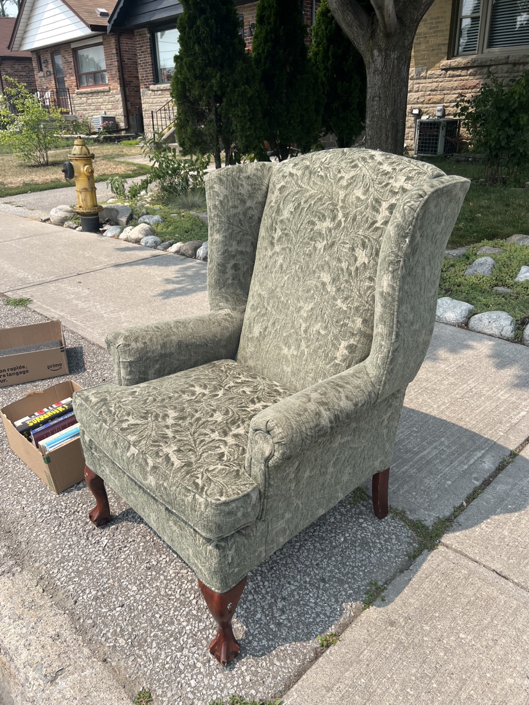 Upholstered Wingback Armchair - Green Pattern - photo 2