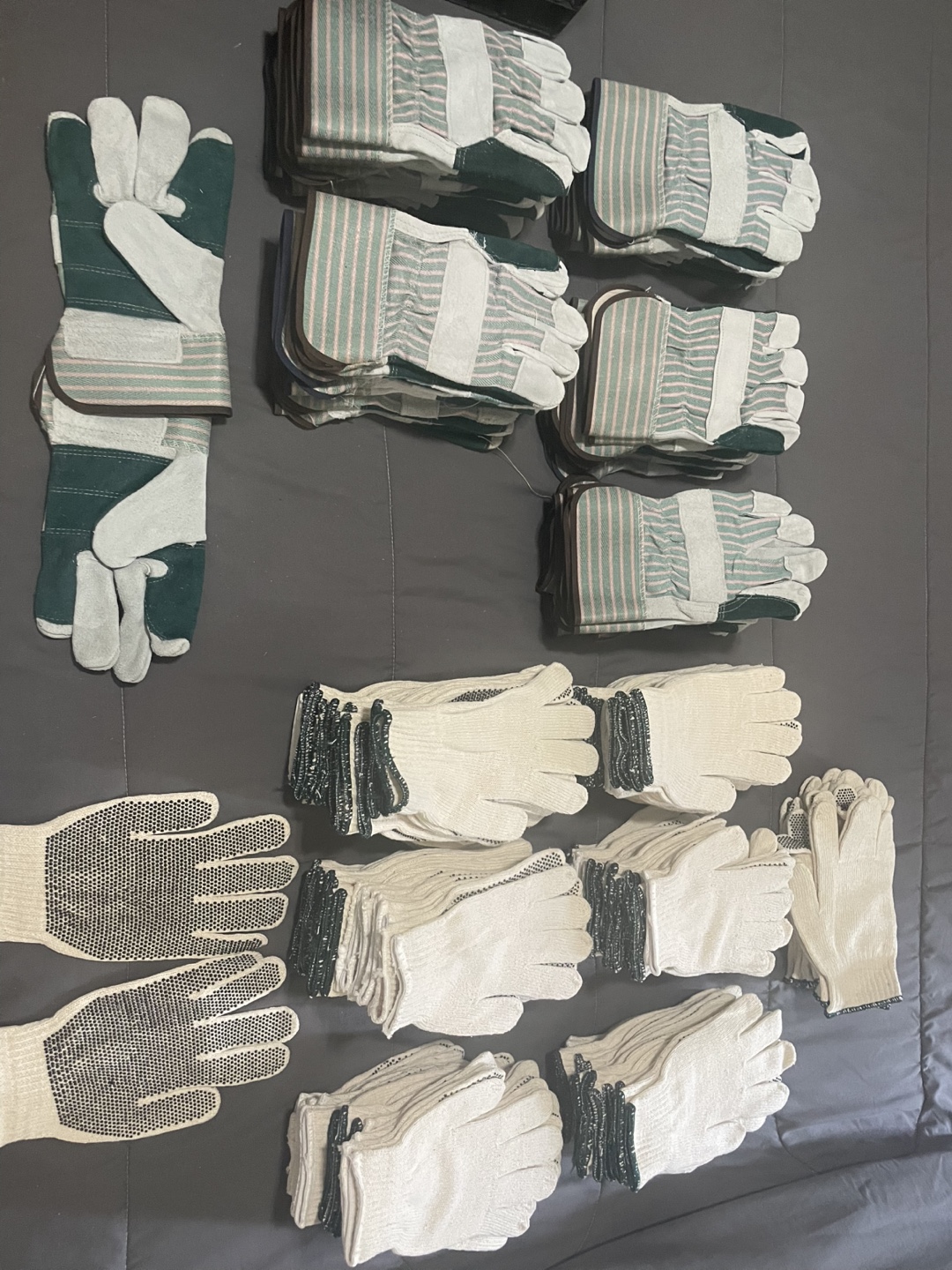 Mixed Lot Work Gloves - Green & White