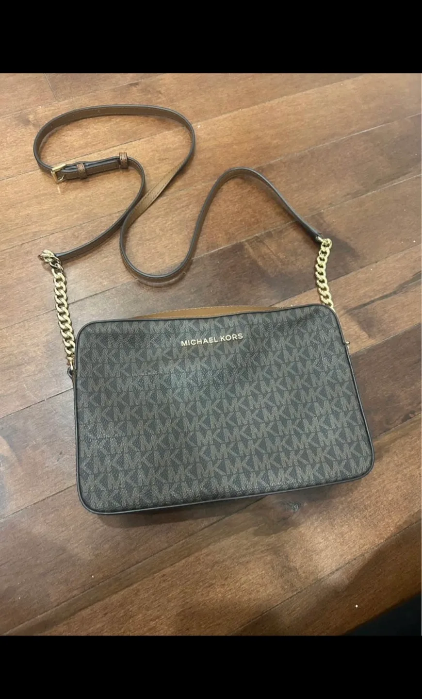 Michael Kors Crossbody Bag thumbnail