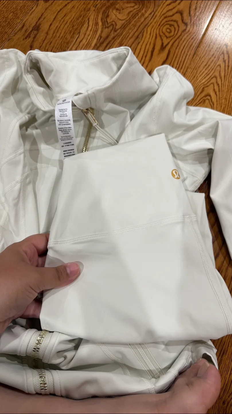 Lululemon Define Women's Jacket Luon White Size 6 image indicator(7)