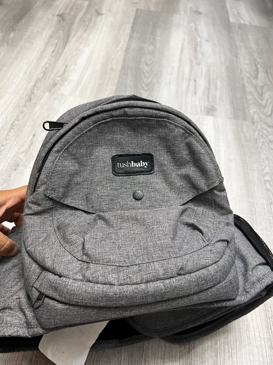 Tushbaby Hip Seat Carrier - Gray thumbnail