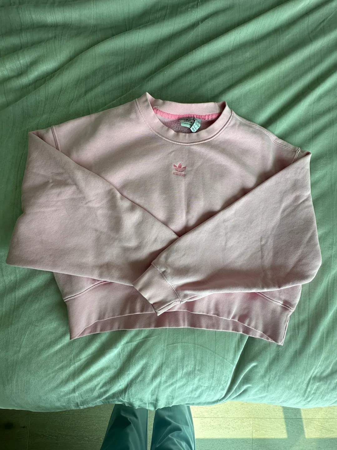 Adidas Cropped Sweatshirt - Pink image indicator(2)