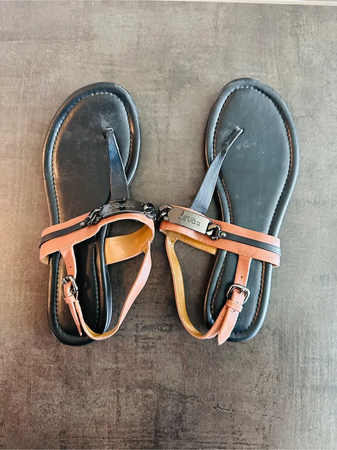 7 pairs Mixed Lot Women's Shoes: Michael Kors, Sperry, Coach image indicator(4)