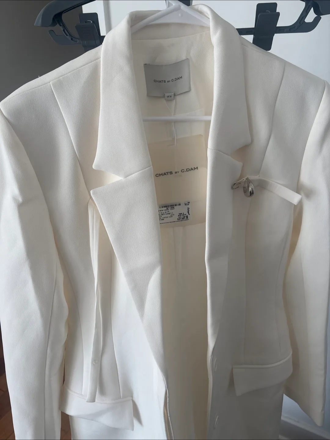 CHATS by C.DAM Off White Coat UK 10- New With Tags image indicator(10)