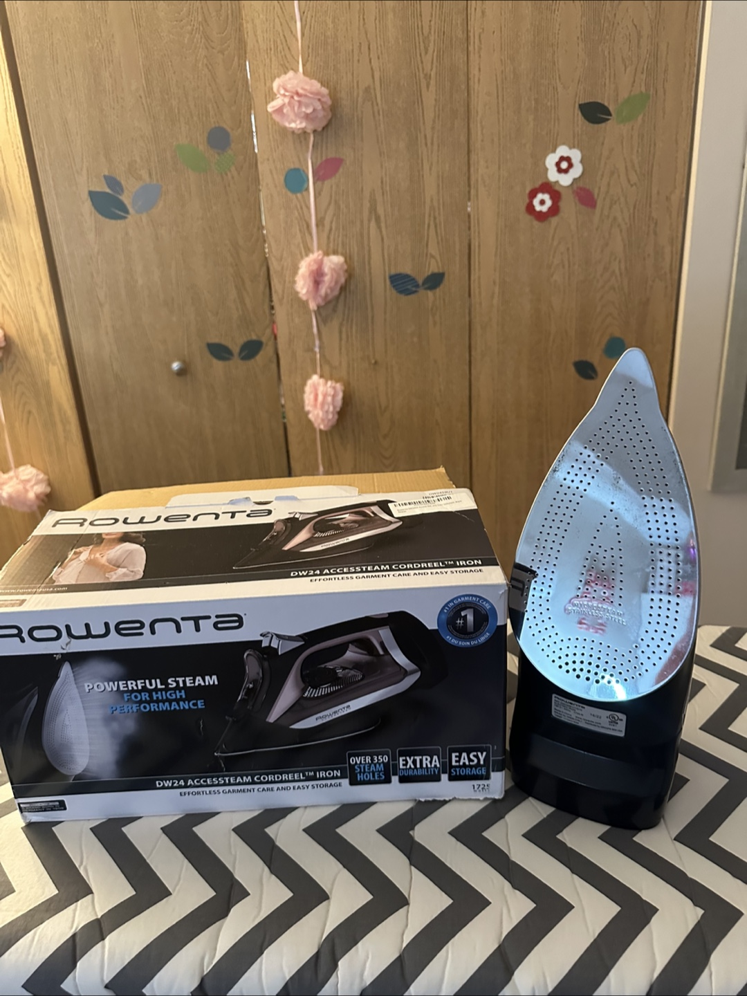 Rowenta DW24 Access Steam Cordreel Iron - photo 5