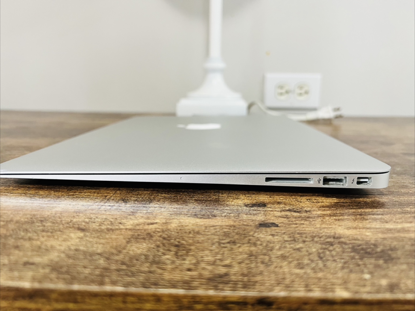Apple Macbook Air (A1466) - photo 2