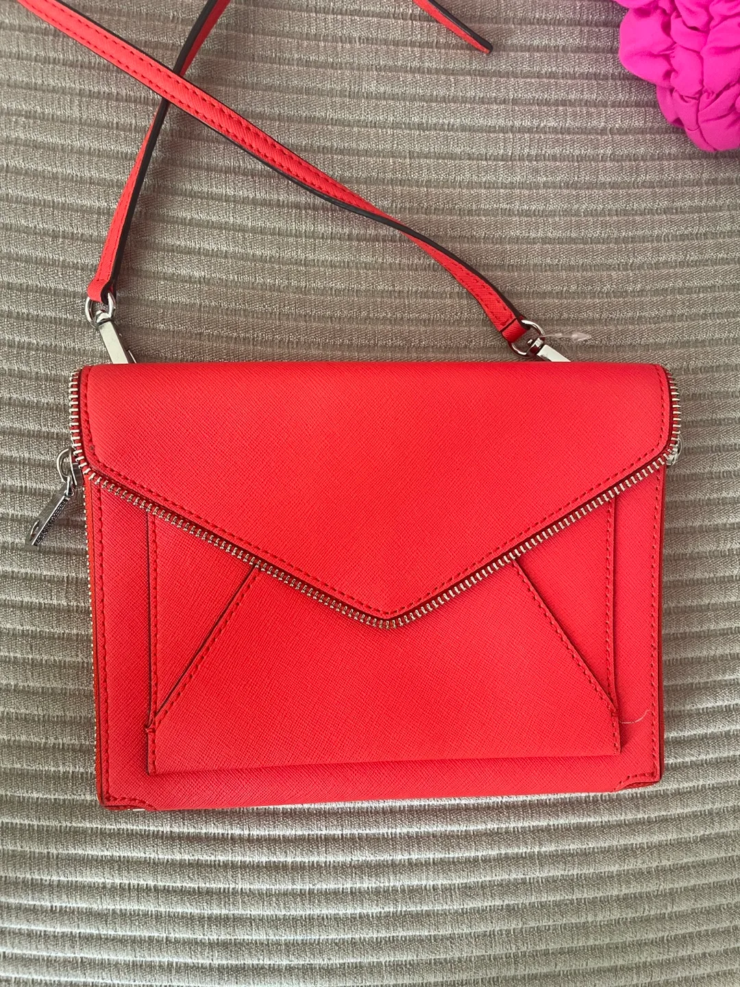 Emma Fox vintage & Rebecca Minkoff Bags image indicator(3)