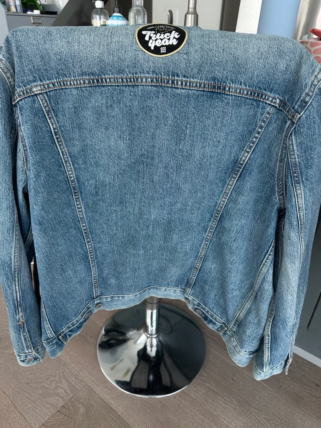 Levi Strauss & Co. Denim Jacket - Size L image indicator(2)