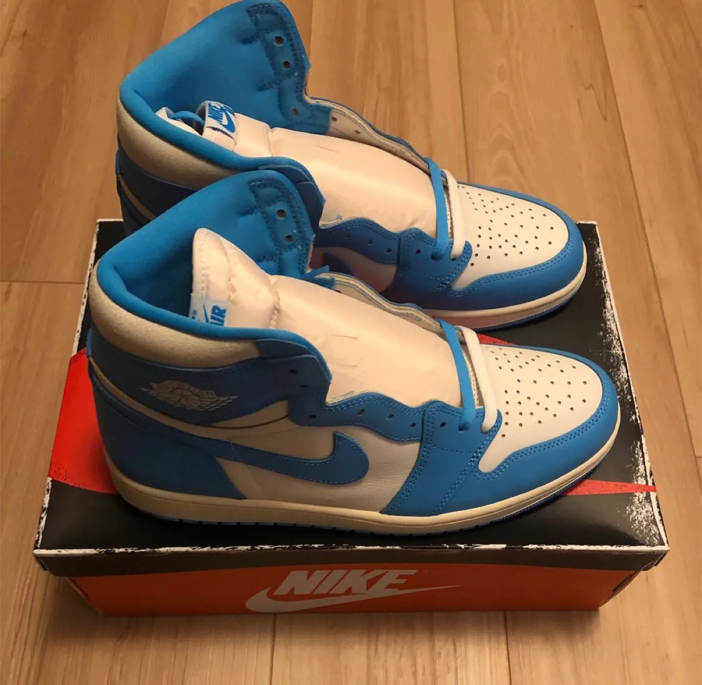 Jordan 1 High UNC Reimagined Sz 13 thumbnail