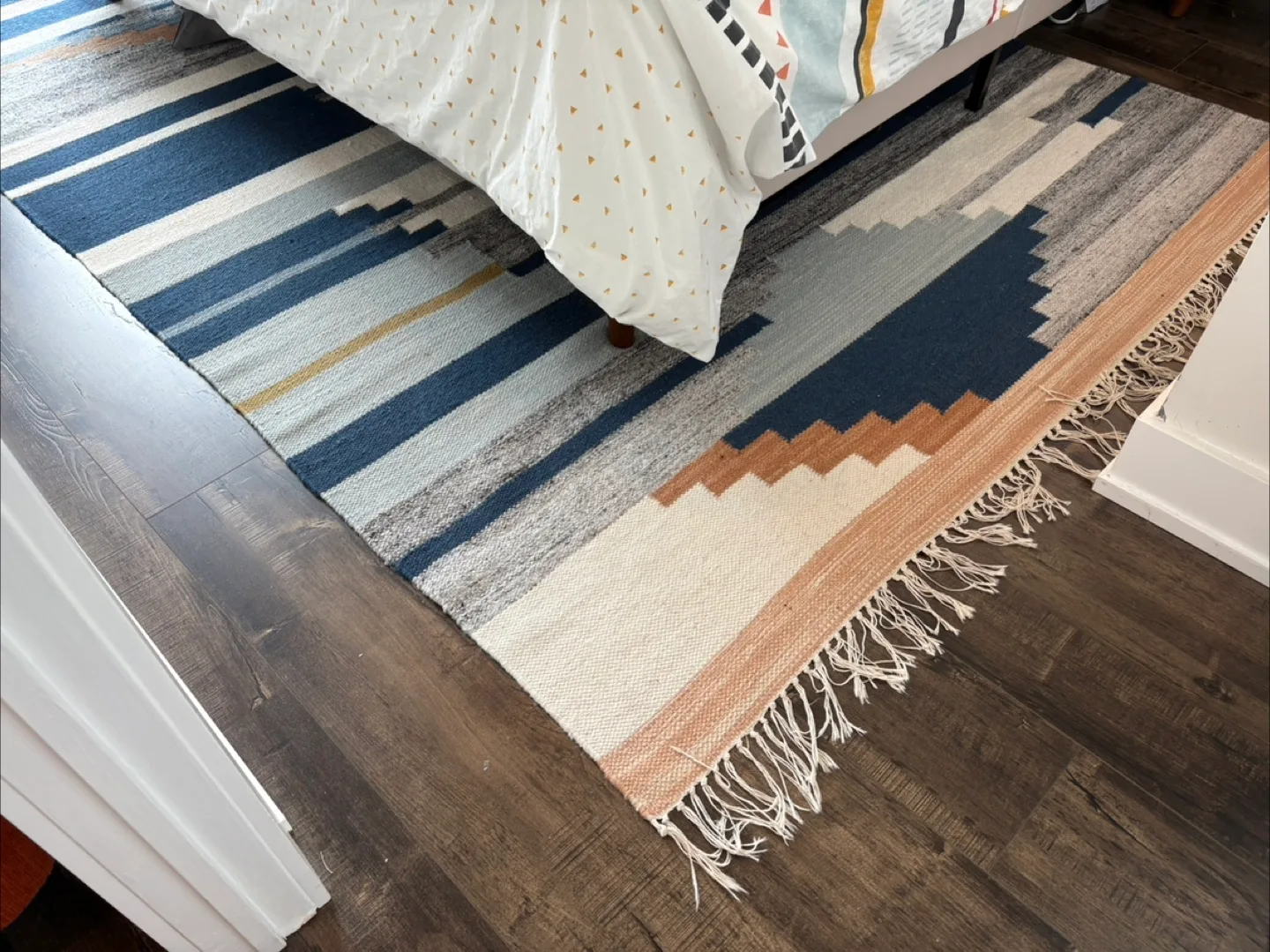 Structube Handwoven Wool Area Rug 6’x9’ thumbnail