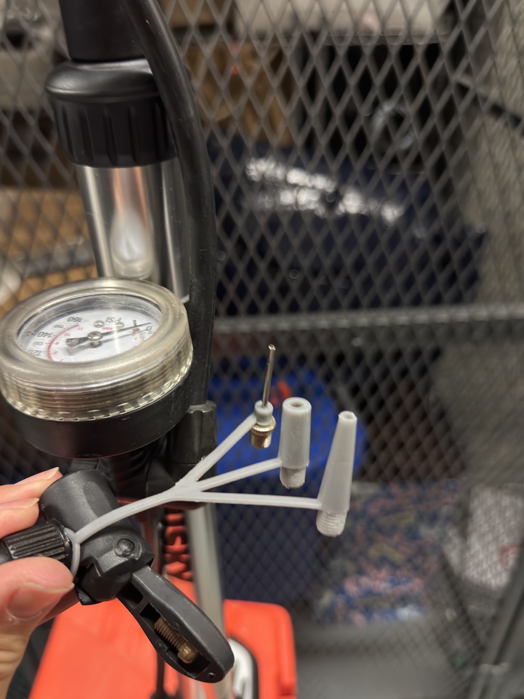 Husky Floor Bike Pump *MOVING SALE* - photo 3