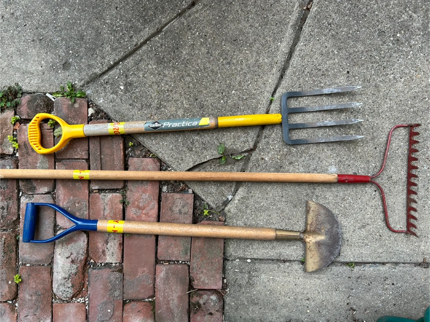 Garant Practica Garden Tools thumbnail