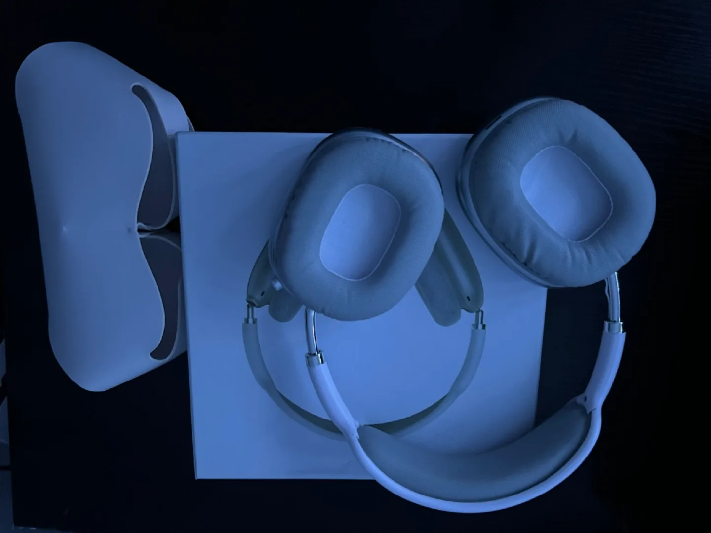 Apple Airpods Max - Silver thumbnail
