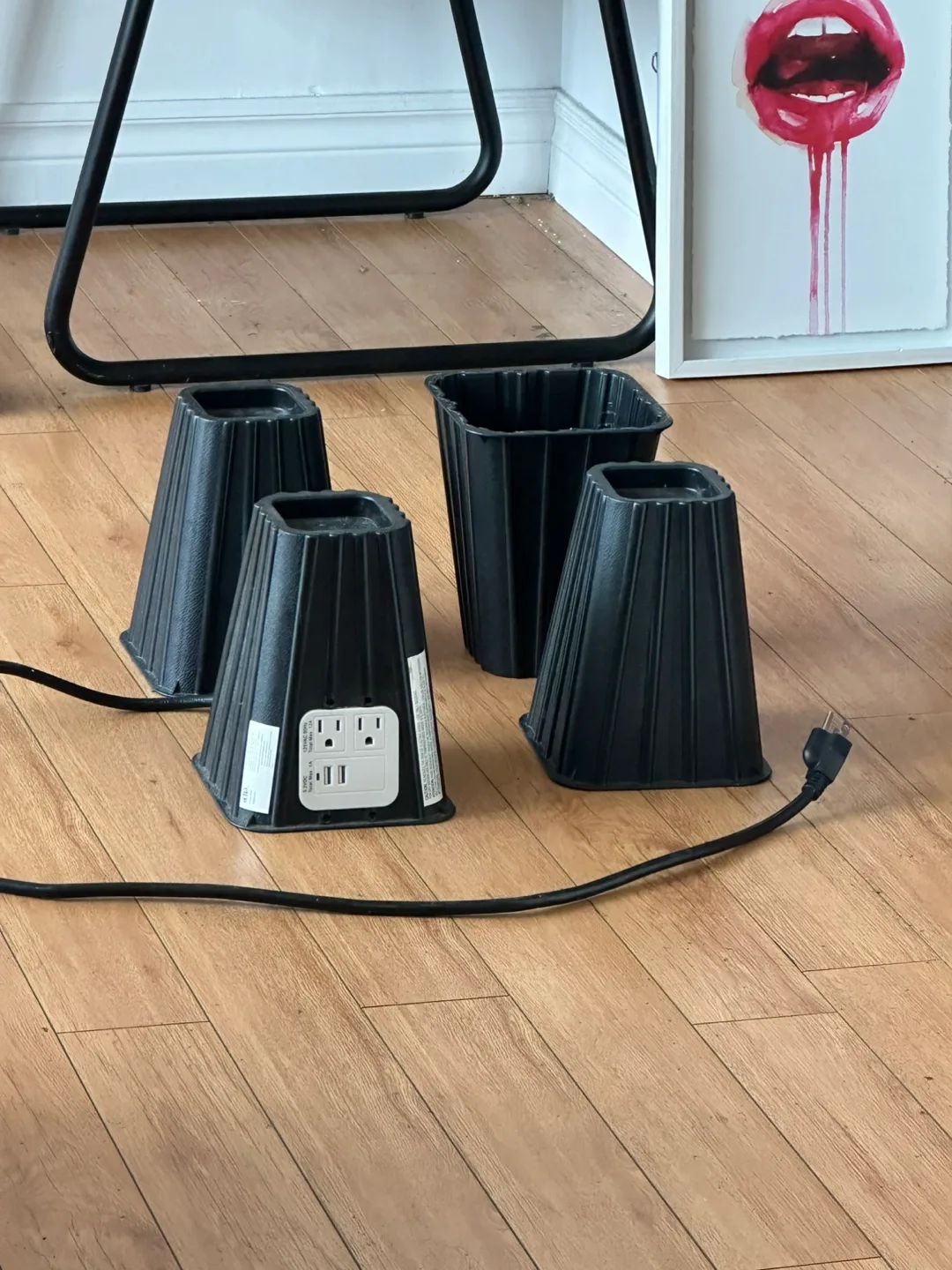 Bed Risers 8 inches with Built-in Power Outlet thumbnail