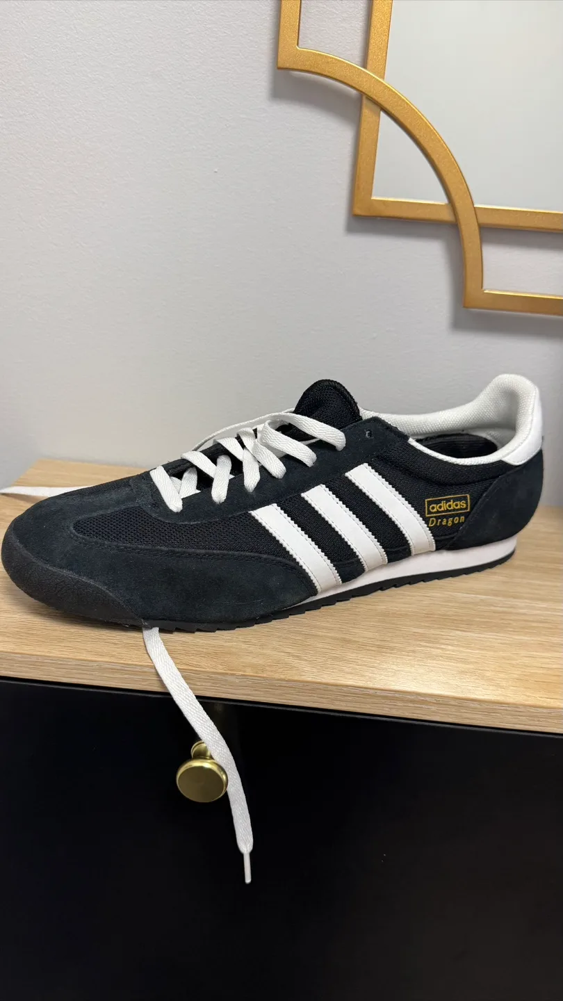 Adidas Dragon Black/White, Men’s Size 13 image indicator(2)