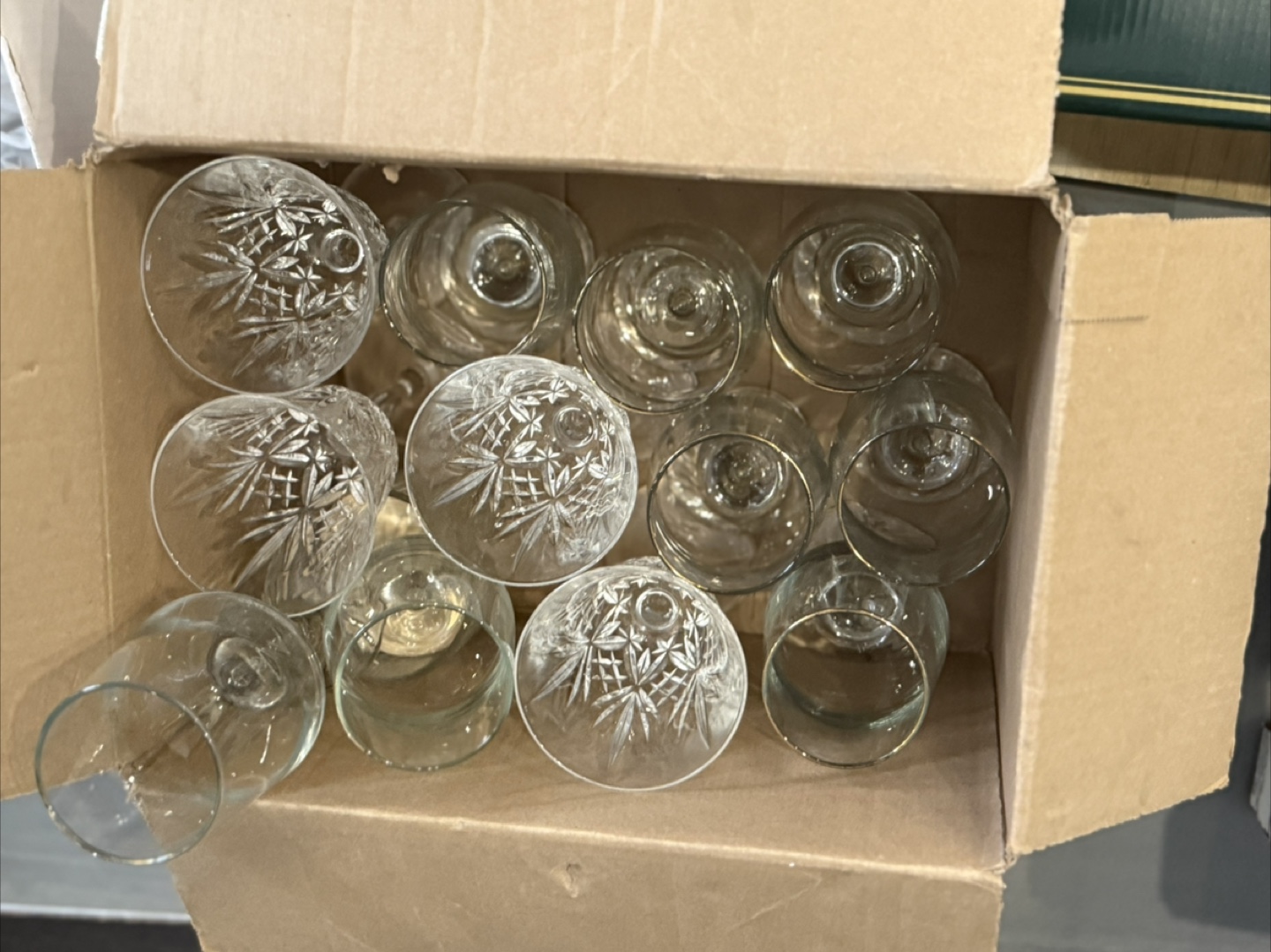 Mixed Kitchenware Lot - Glasses, Mugs, and More - photo 3