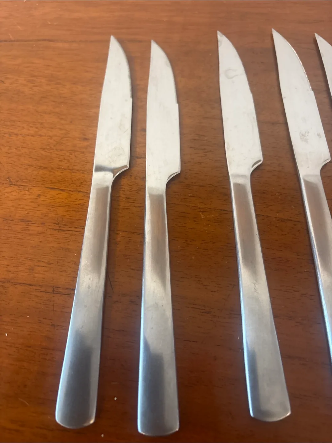Set of 6 Stainless Steel Knives image indicator(2)