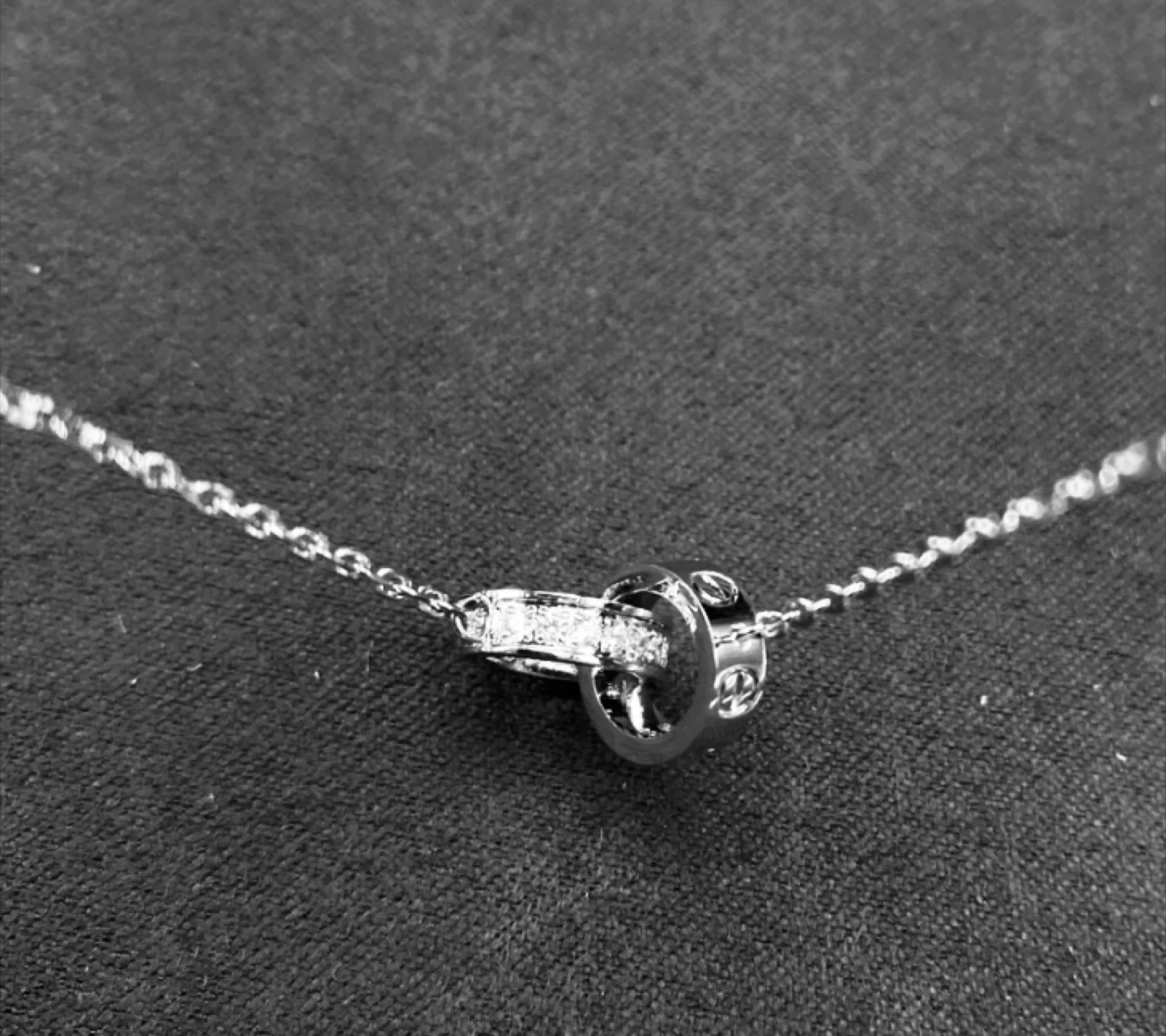 Interlocking Rings “Love” Necklace image indicator(4)