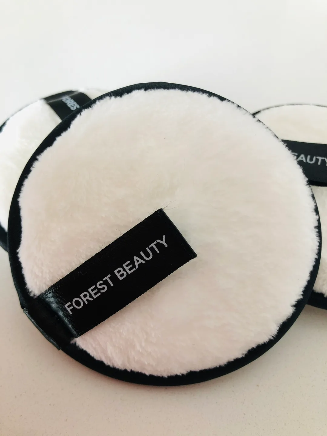 Forest Beauty Makeup Remover Pads, 3 image indicator(2)