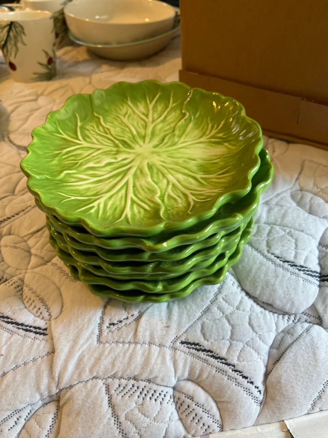 Avon Lettuce Leaf Plates (Set of 6) thumbnail