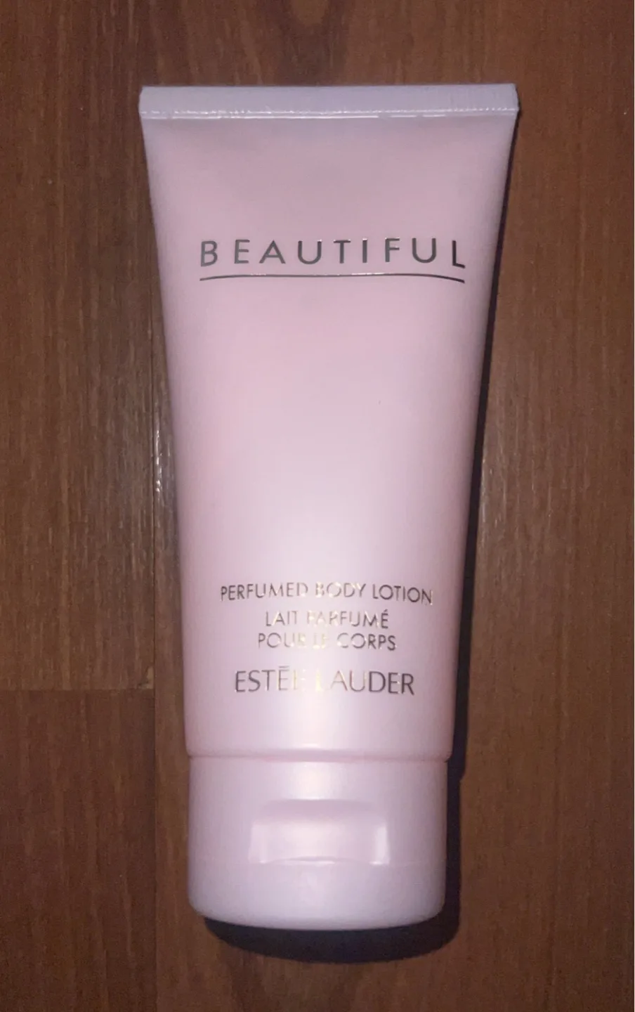 Estée Lauder Beautiful Perfumed Body Lotion thumbnail