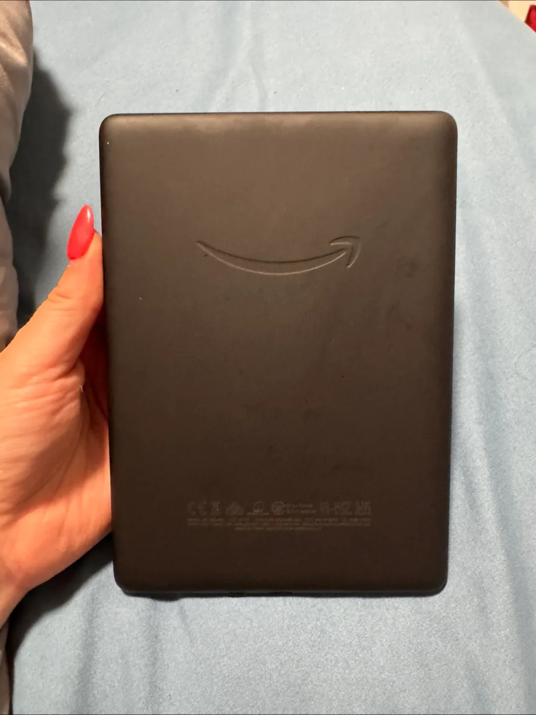 Kindle Paperwhite Signature Edition (11th Gen) Bundle image indicator(4)