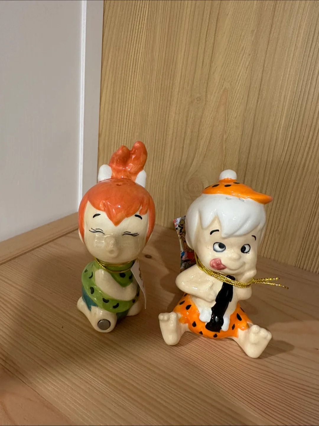 The Flintstones Salt & Pepper Shakers thumbnail