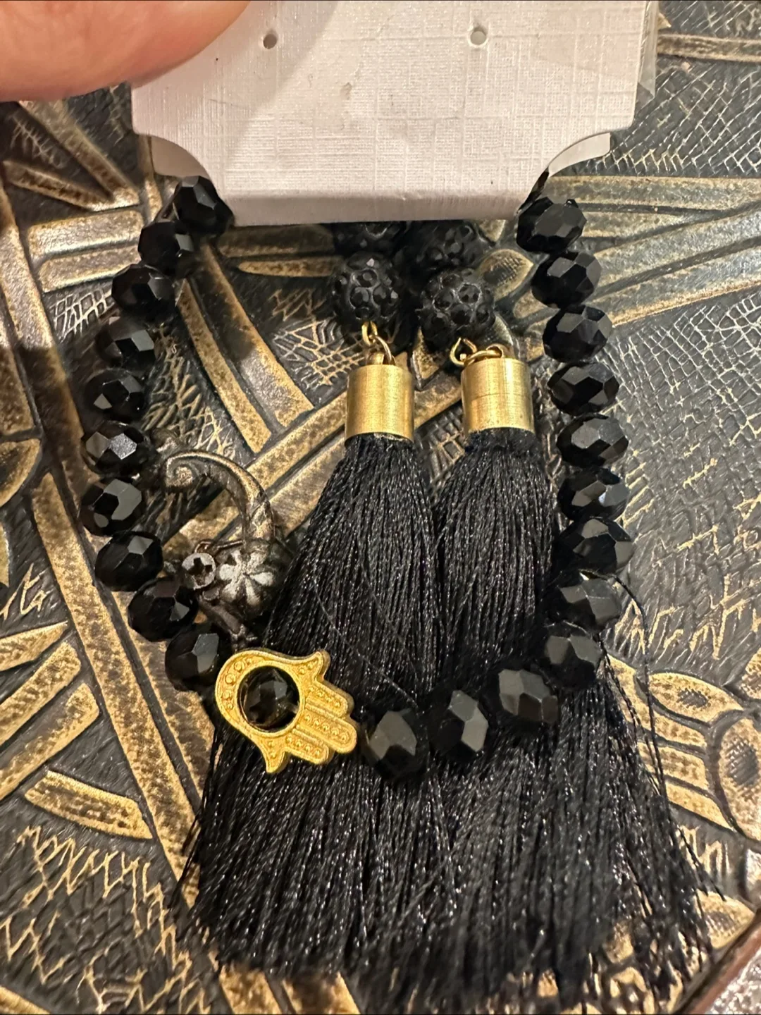 Black Tassel set - New image indicator(3)