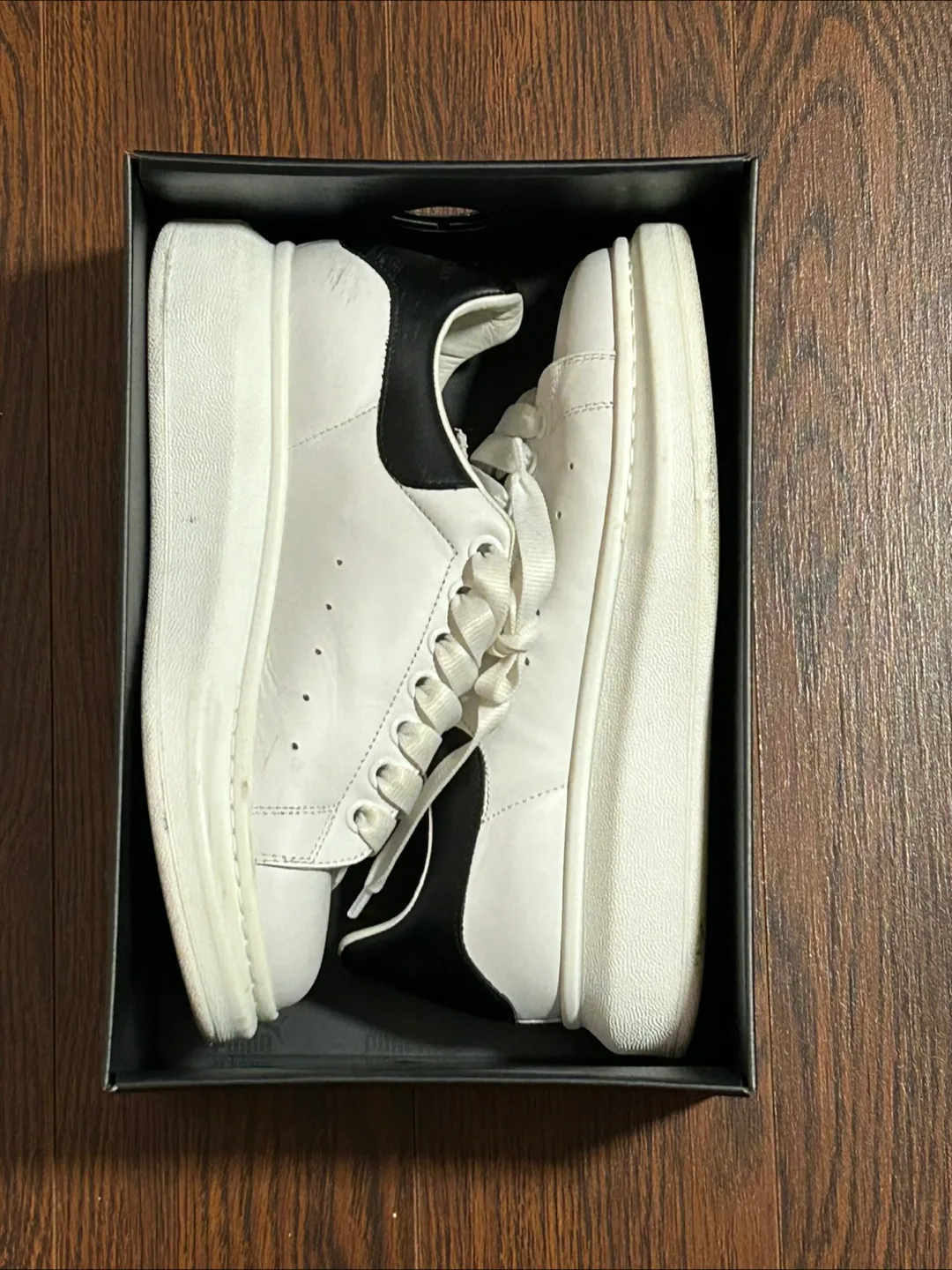 Alexander McQueen White/Black Sneakers