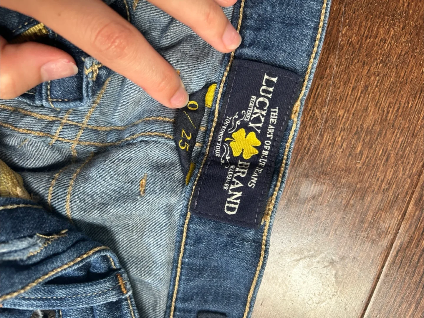 Lucky Brand Jeans Size 0/25 image indicator(2)