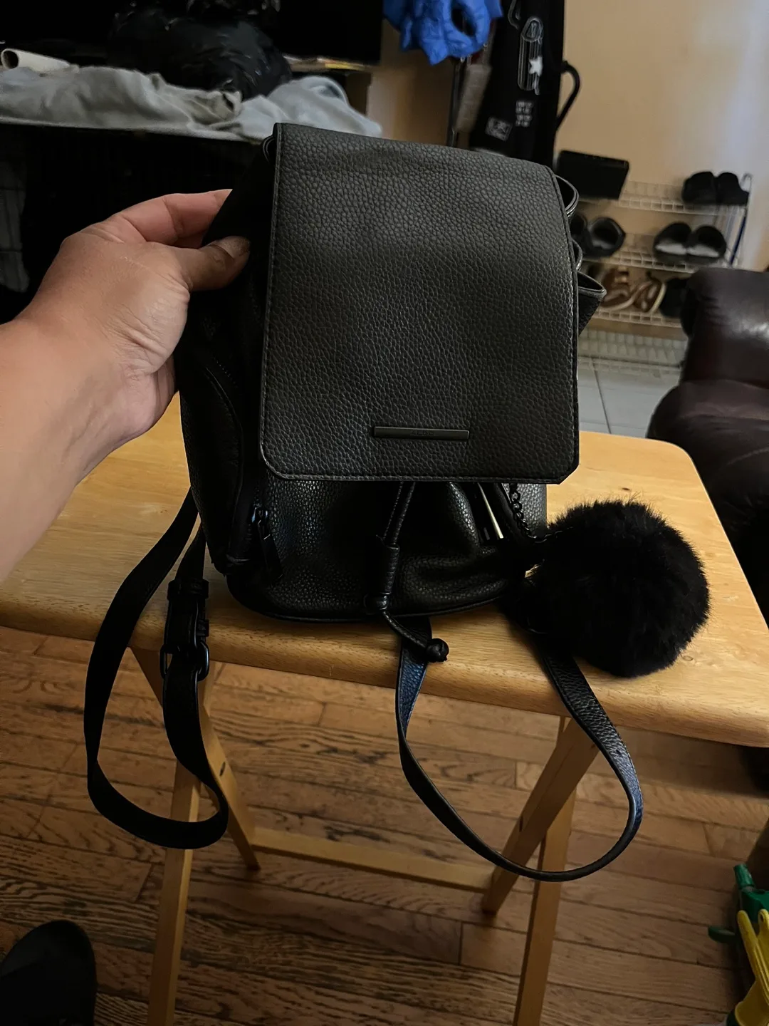 Guess Los Angeles Black Handbag image indicator(10)