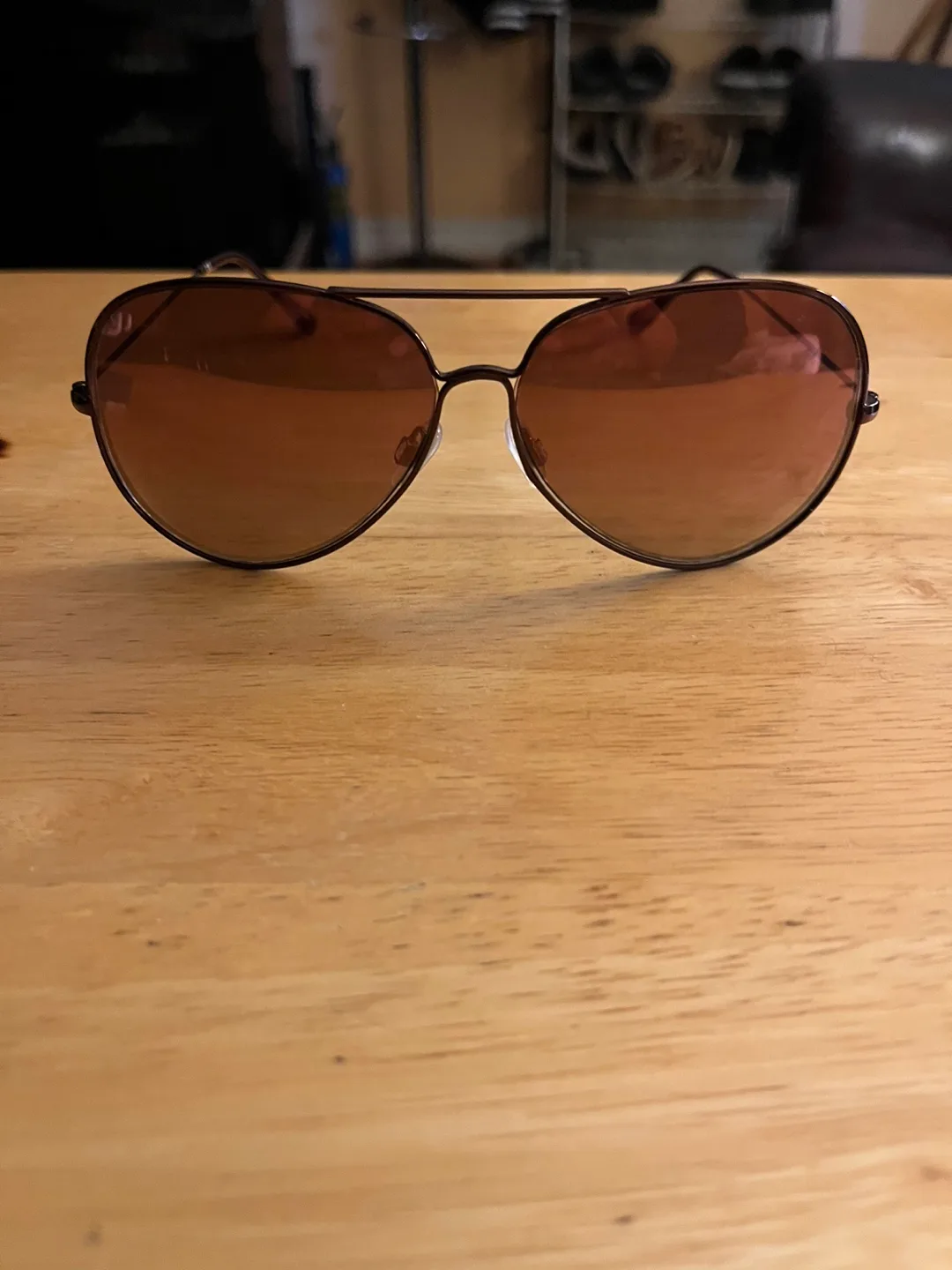 ALDO Black Handbag & Monster Smart Spotlight Set image indicator(4)