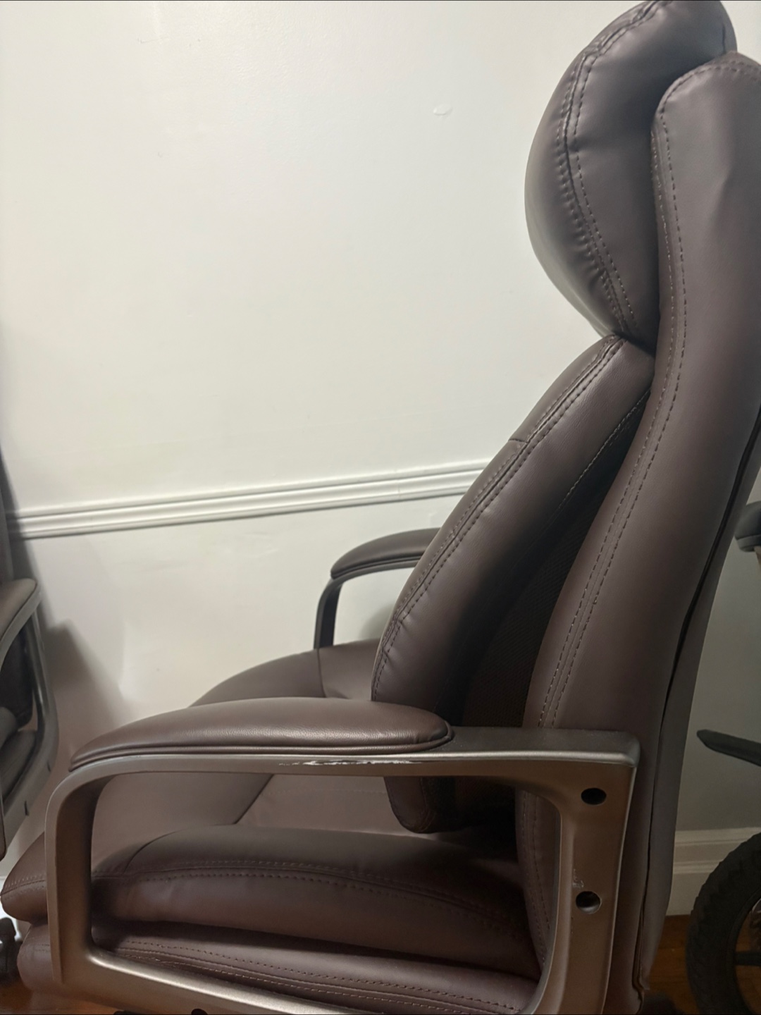 La-Z-Boy Executive Office Chair - Brown - photo 2