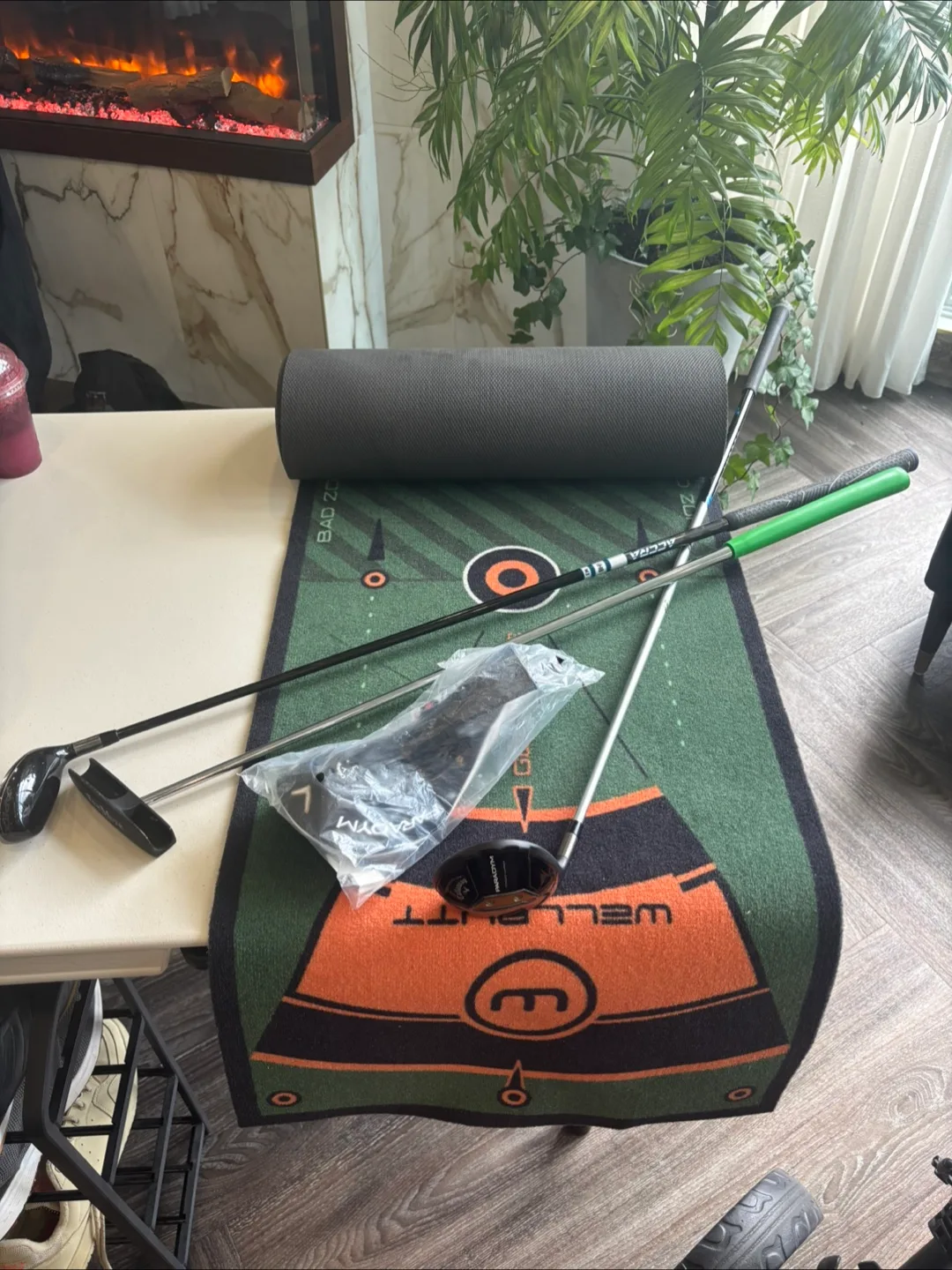 Golf Clubs, Cart, and Putting Mat image indicator(3)