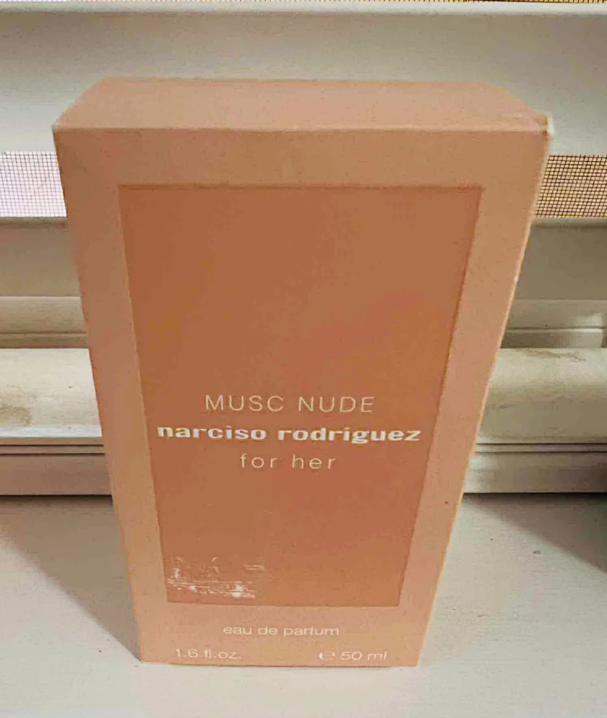 Mix Perfumes like Versace Eros 100ml & Paco Rabanne image indicator(3)